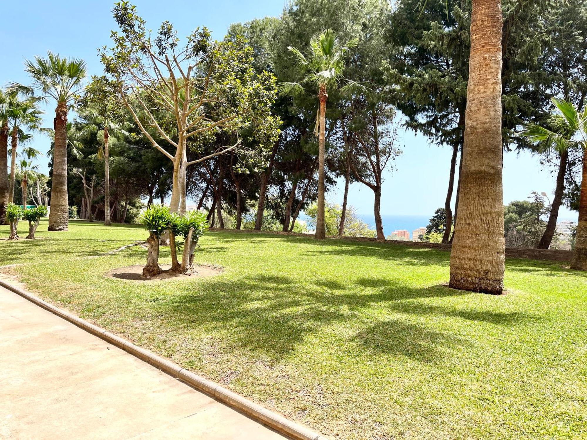Cozy Central Studio Near The Beach Benalmadena Exterior photo